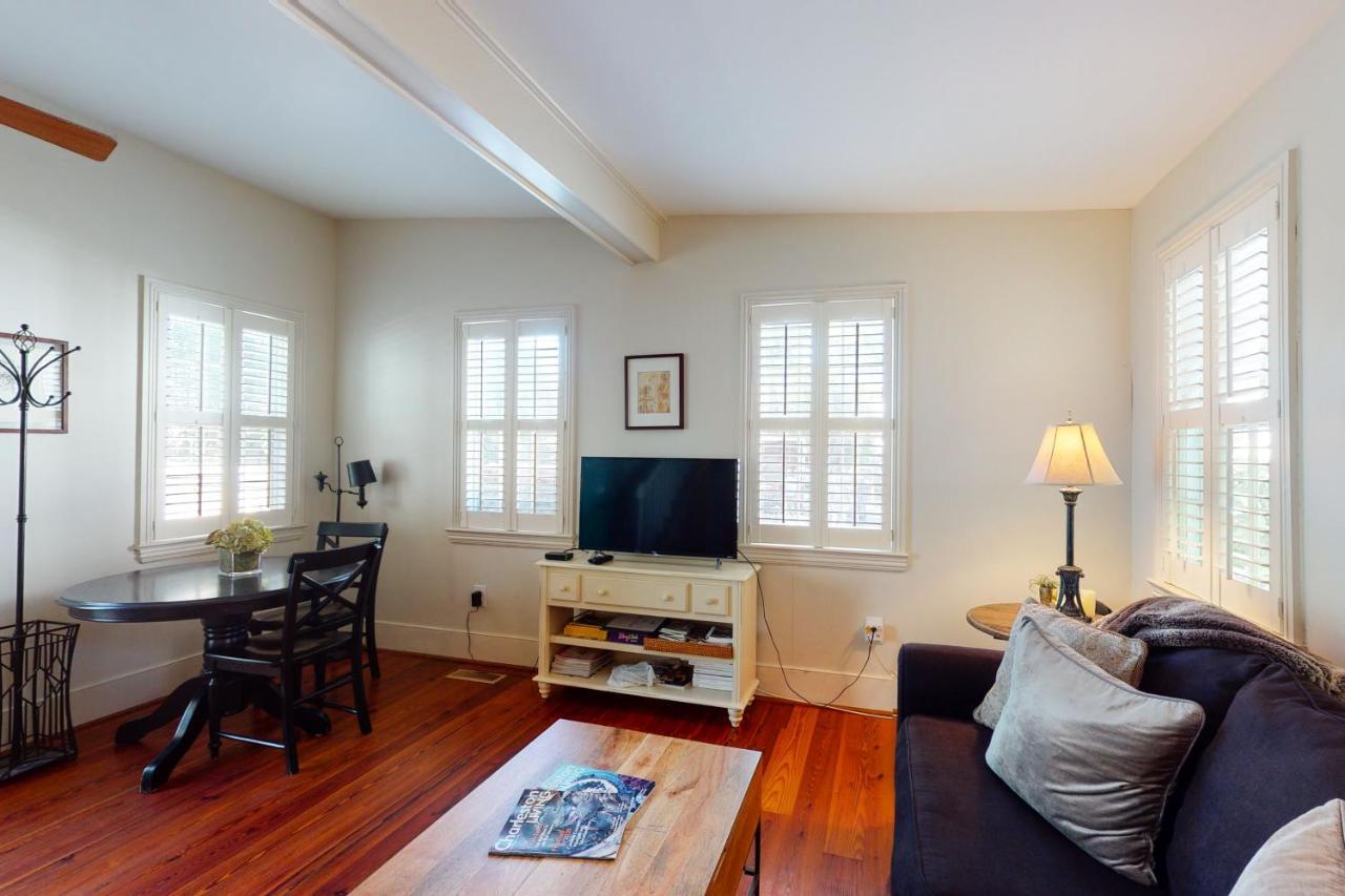 4 Bee St Villa Чарлстън Екстериор снимка