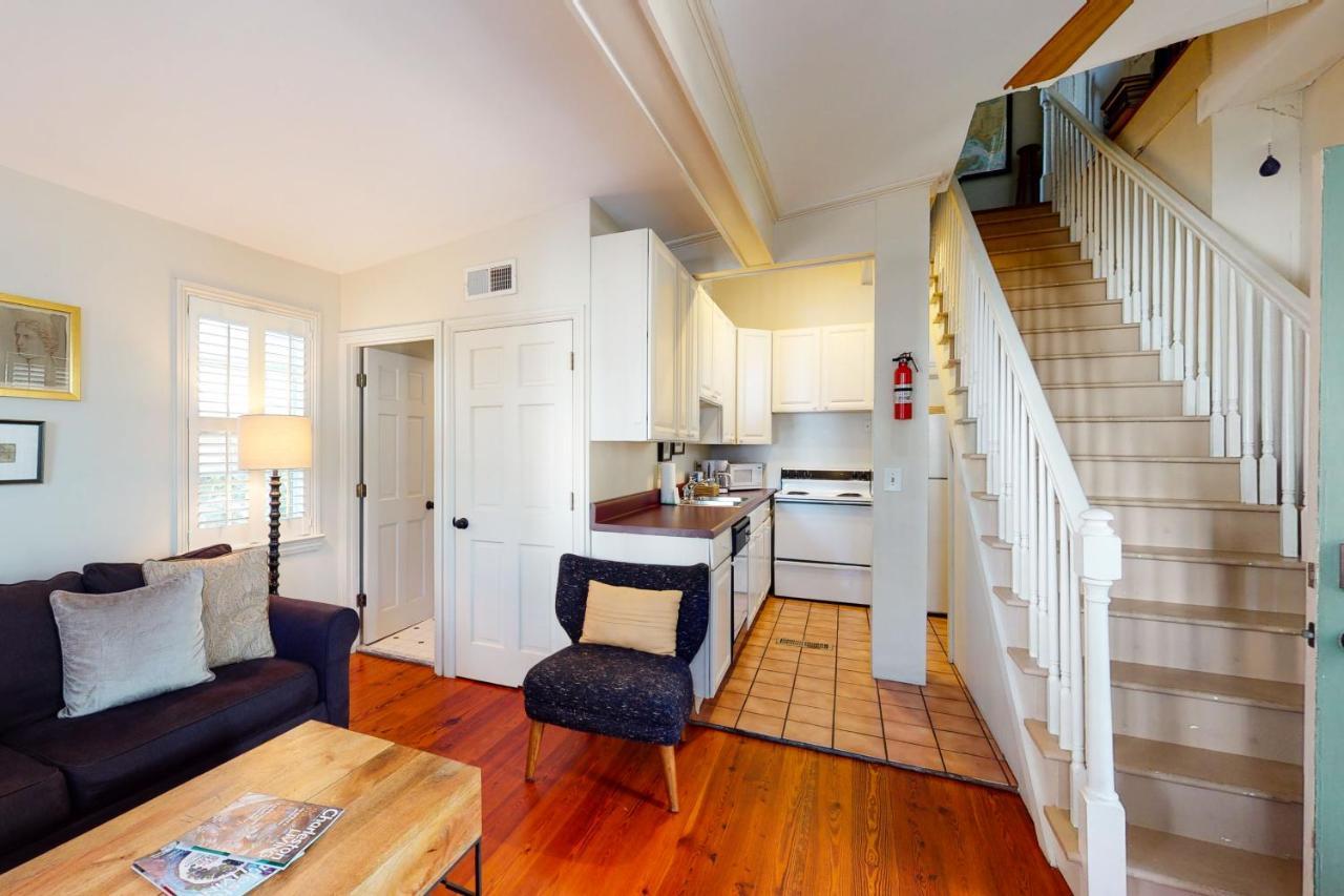 4 Bee St Villa Чарлстън Екстериор снимка